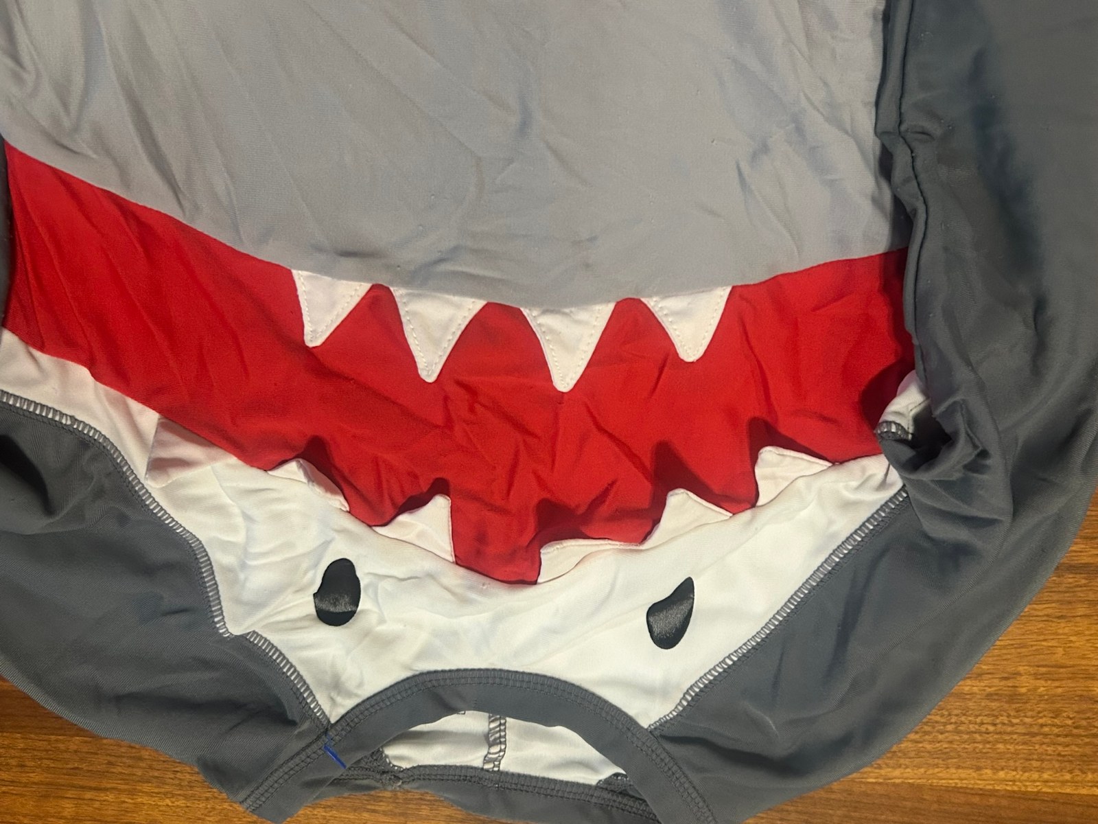 Baby Gap Shark Rashguard, Size 4T photo 4